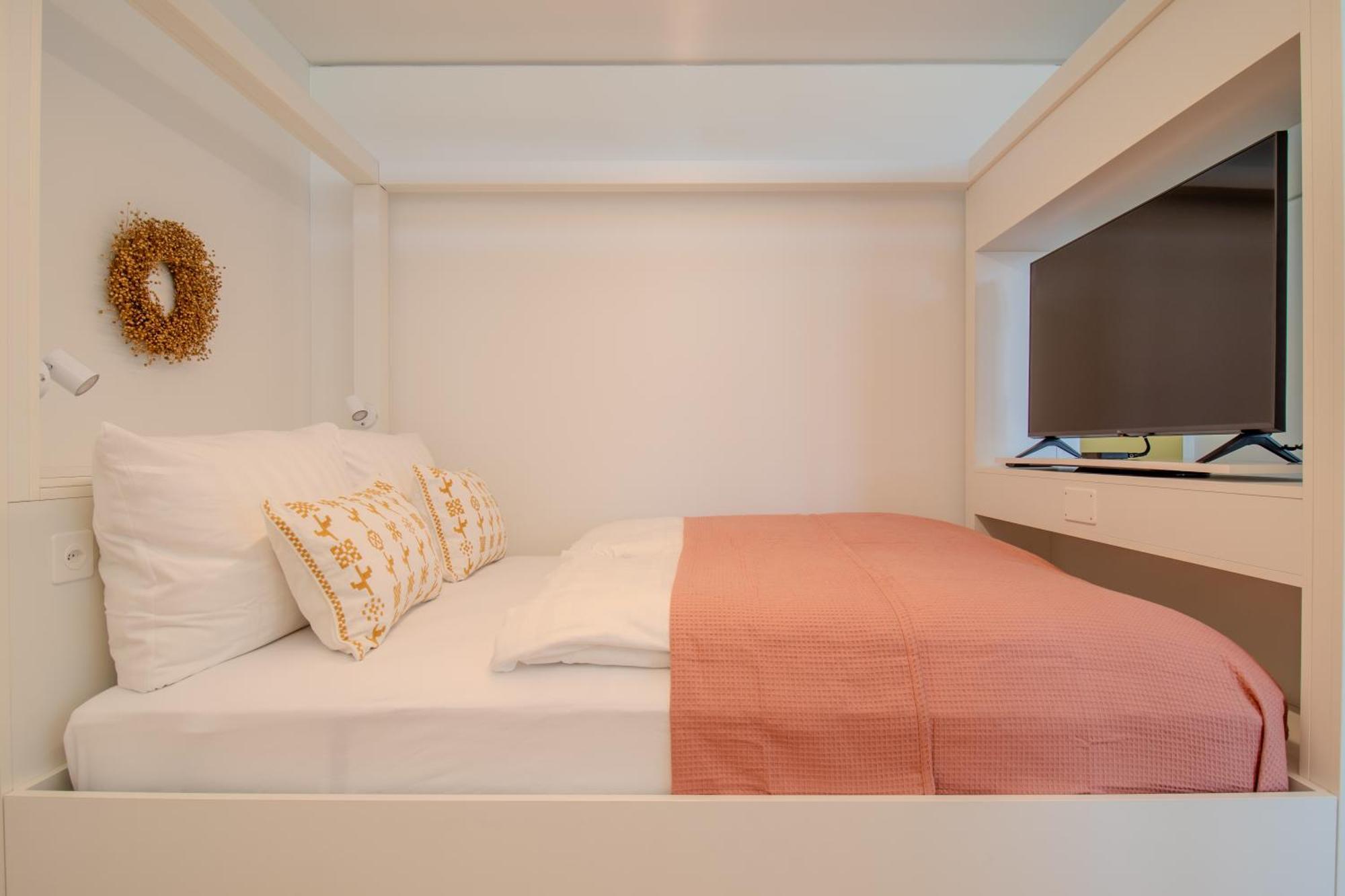 נויהאוזן אם ריינפל Loewe Apartments Am Rheinfall מראה חיצוני תמונה